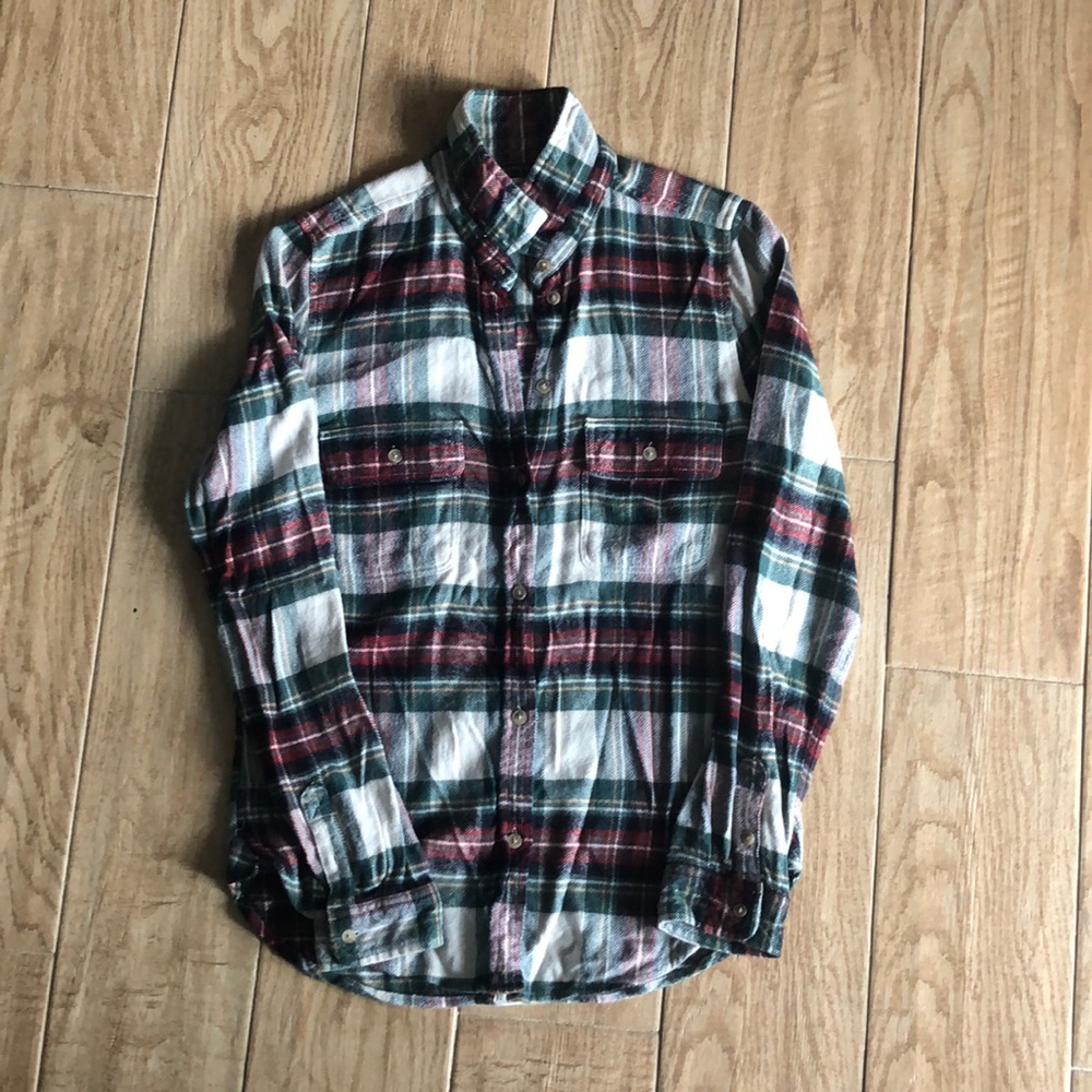American Eagle flannel Size small.